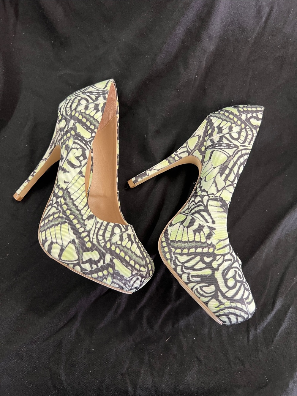 Mix No. 6 Women's High Heel Pumps in Lime Green and Black - Classic Stiletto